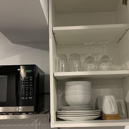 *Cozy, Newly Renovated, Fully Equipped* Apartment Хамилтън Екстериор снимка